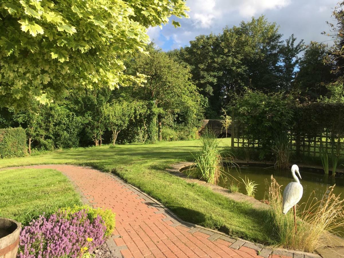 Maesbury Riverside Oswestry Exteriér fotografie